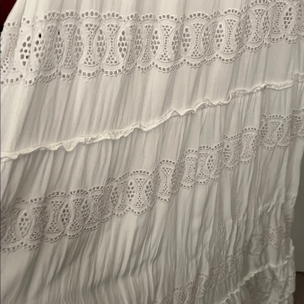 Jessica Simpson White Maxi Dress Size Medium - Picture 4 of 7